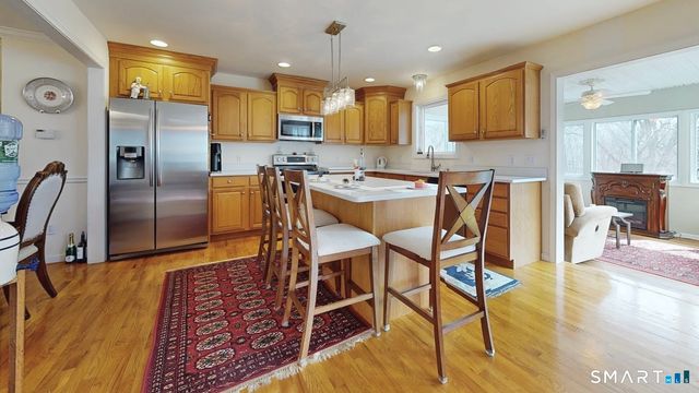 25 Stephen Street, Derby, CT 06418