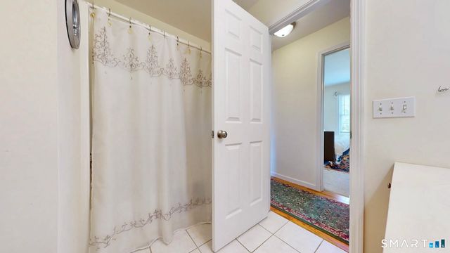 25 Stephen Street, Derby, CT 06418