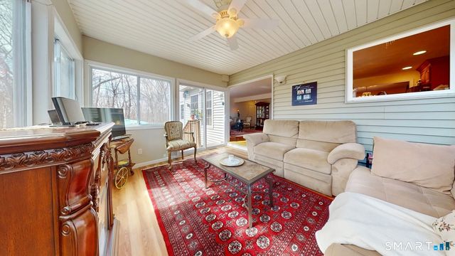 25 Stephen Street, Derby, CT 06418