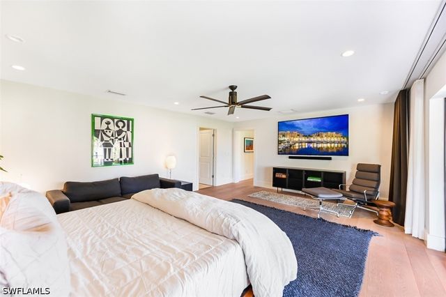 2211 Kingfish RD, Naples, FL 34102