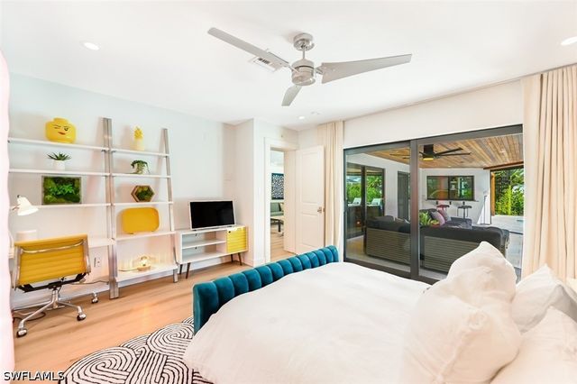 2211 Kingfish RD, Naples, FL 34102