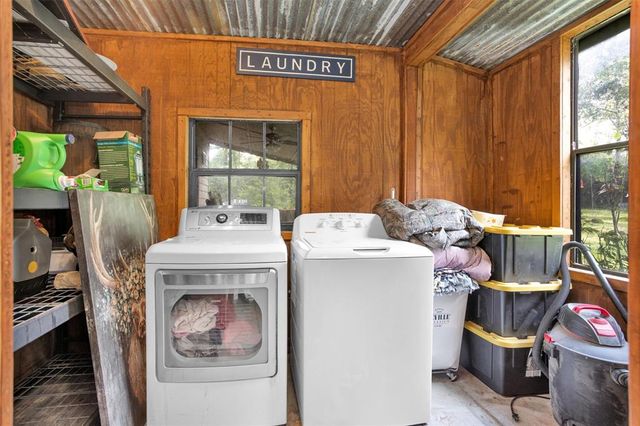 8516 Hickory Road, Plantersville, TX 77363