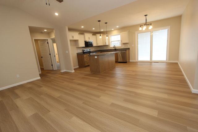 101 Prock Street, Mountain Grove, MO 65711