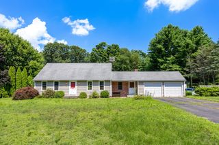 9 Pine Drive, East Windsor, CT 06016