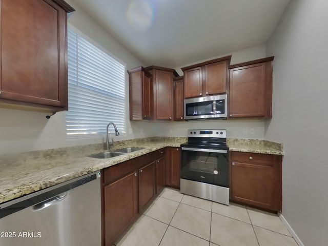 14875 N 177TH Avenue, Surprise, AZ 85388