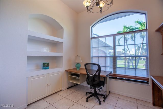 1202 SE 21st ST, Cape Coral, FL 33990