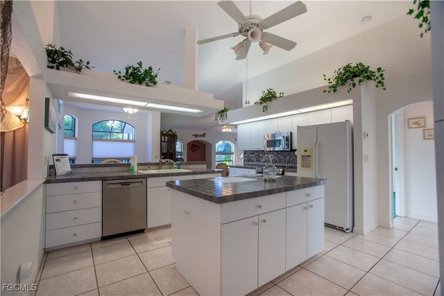 1202 SE 21st ST, Cape Coral, FL 33990