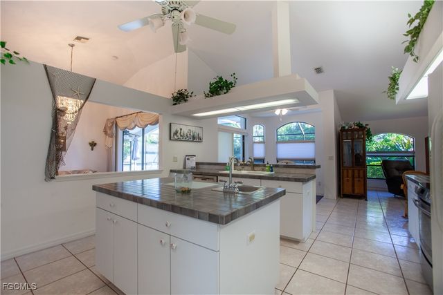 1202 SE 21st ST, Cape Coral, FL 33990