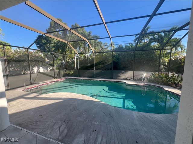 1202 SE 21st ST, Cape Coral, FL 33990