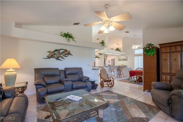 1202 SE 21st ST, Cape Coral, FL 33990