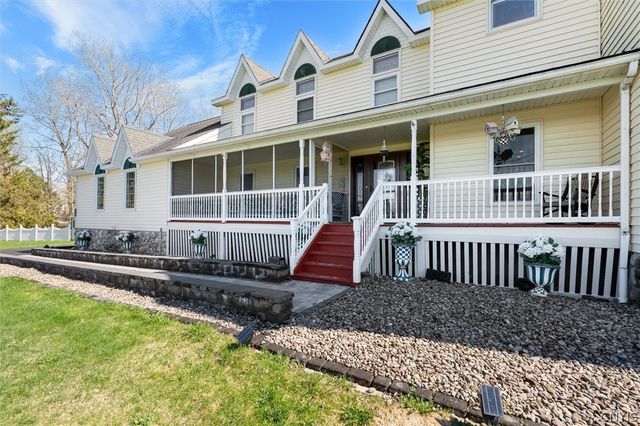 43 Lakeshore Road, Oswego, NY 13126