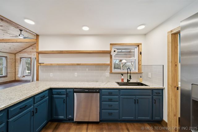 38111 S 4417 Road, Big Cabin, OK 74332