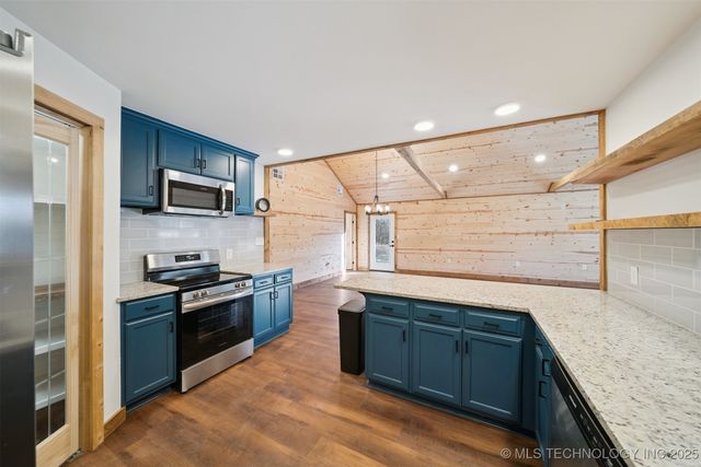 38111 S 4417 Road, Big Cabin, OK 74332