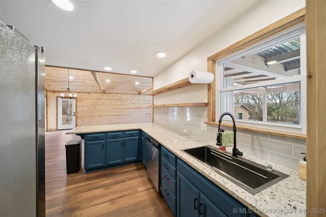 38111 S 4417 Road, Big Cabin, OK 74332