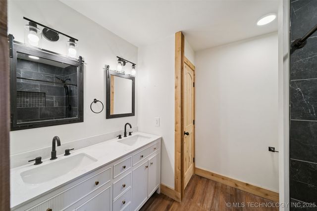 38111 S 4417 Road, Big Cabin, OK 74332