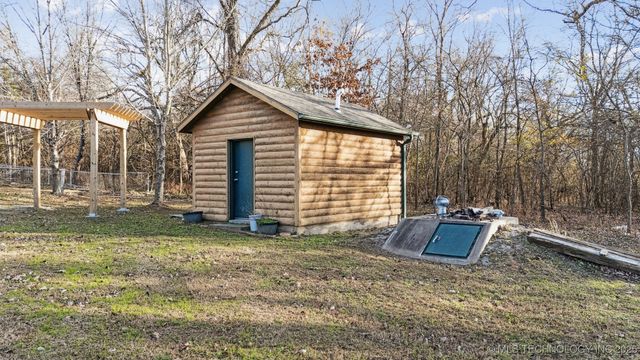 38111 S 4417 Road, Big Cabin, OK 74332