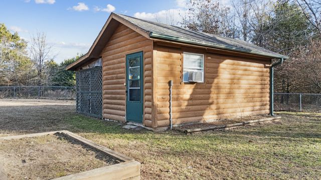 38111 S 4417 Road, Big Cabin, OK 74332