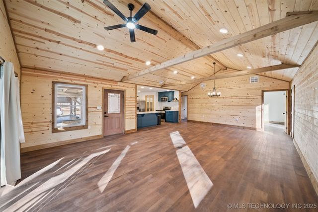 38111 S 4417 Road, Big Cabin, OK 74332