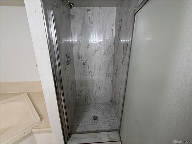 12043 W Cross Drive 107, Littleton, CO 80127