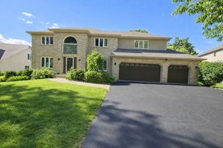 1910 Morgan Circle, Naperville, IL 60565