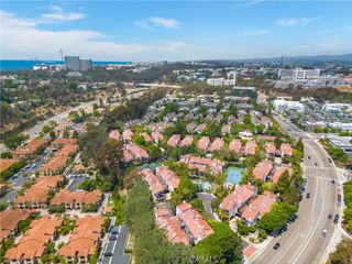 8608 Villa La Jolla Drive 5, La Jolla, CA 92037
