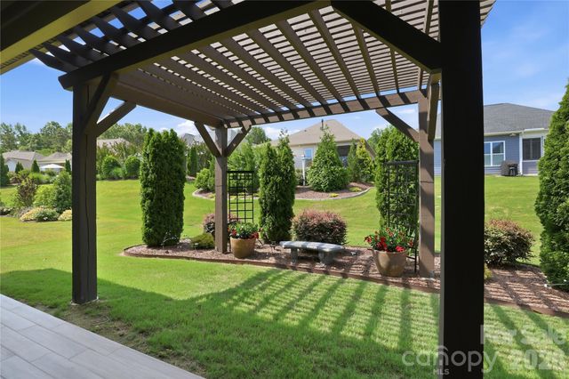 12014 Cove Court, Charlotte, NC 28278