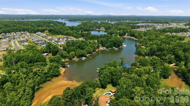12014 Cove Court, Charlotte, NC 28278