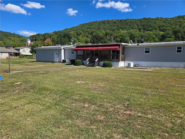 238 Allegheny Ave, Pine Twp, PA 16259