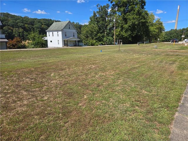 238 Allegheny Ave, Pine Twp, PA 16259