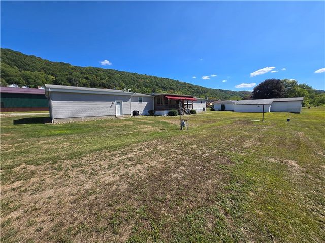 238 Allegheny Ave, Pine Twp, PA 16259