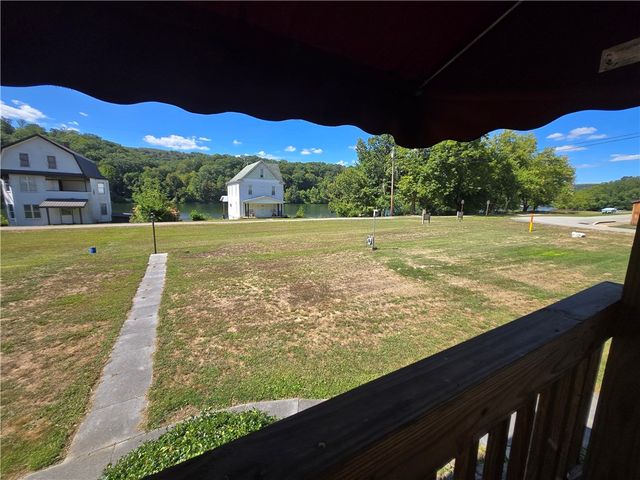 238 Allegheny Ave, Pine Twp, PA 16259