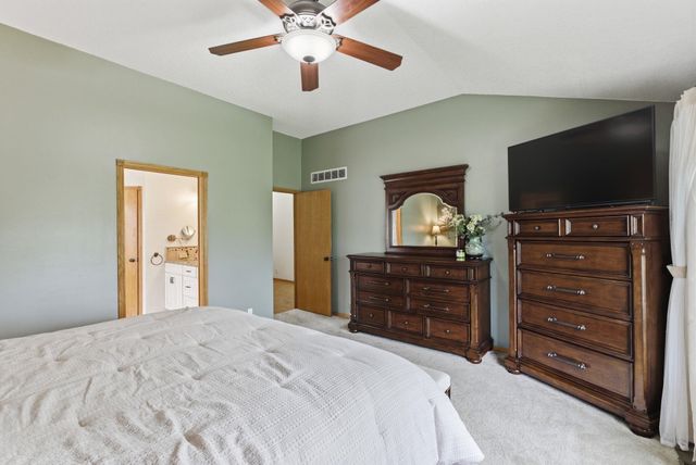 230 S Maple Dunes Ct, Wichita, KS 67235