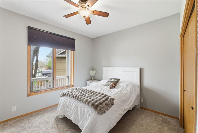 230 S Maple Dunes Ct, Wichita, KS 67235