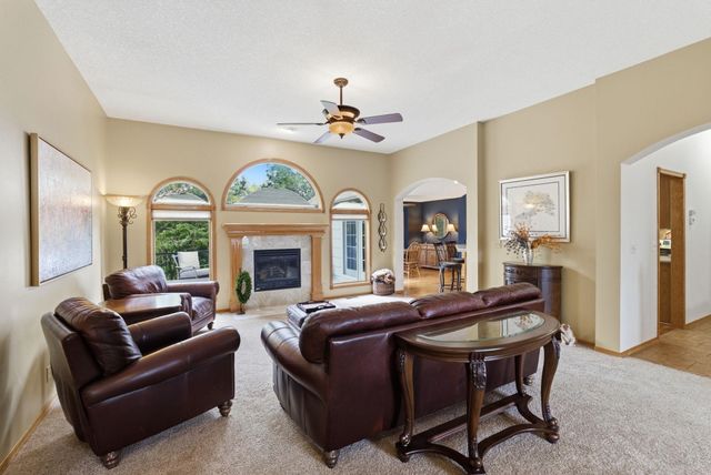 230 S Maple Dunes Ct, Wichita, KS 67235