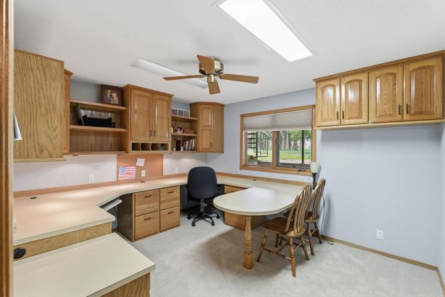 230 S Maple Dunes Ct, Wichita, KS 67235