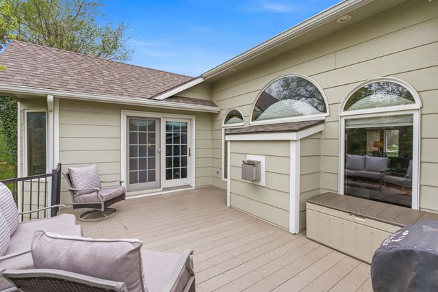 230 S Maple Dunes Ct, Wichita, KS 67235