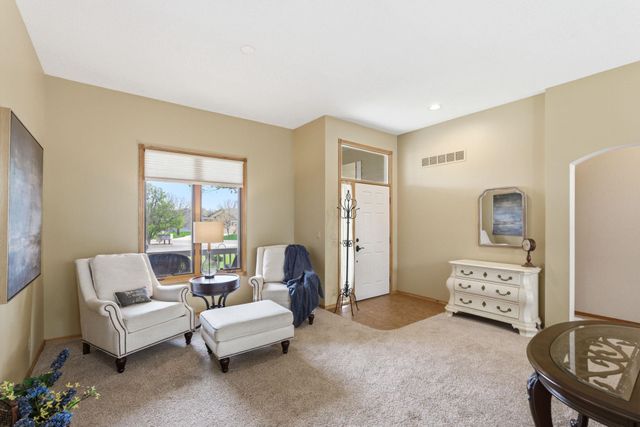 230 S Maple Dunes Ct, Wichita, KS 67235