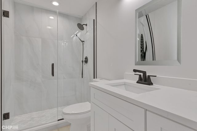 7214 S 78th Avenue, Bridgeview, IL 60455