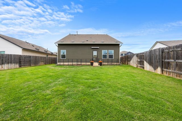 116 Badillo WAY, Bastrop, TX 78602