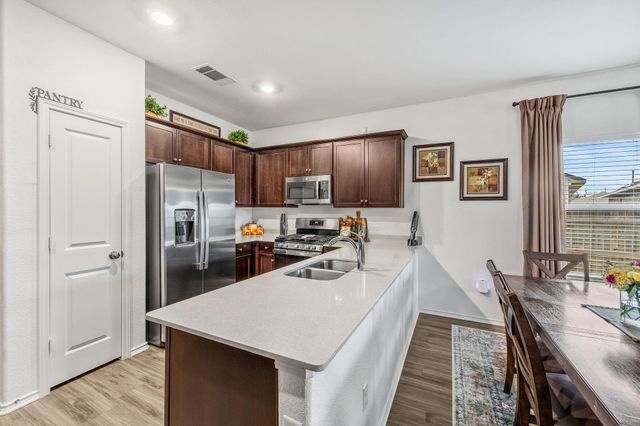 116 Badillo WAY, Bastrop, TX 78602