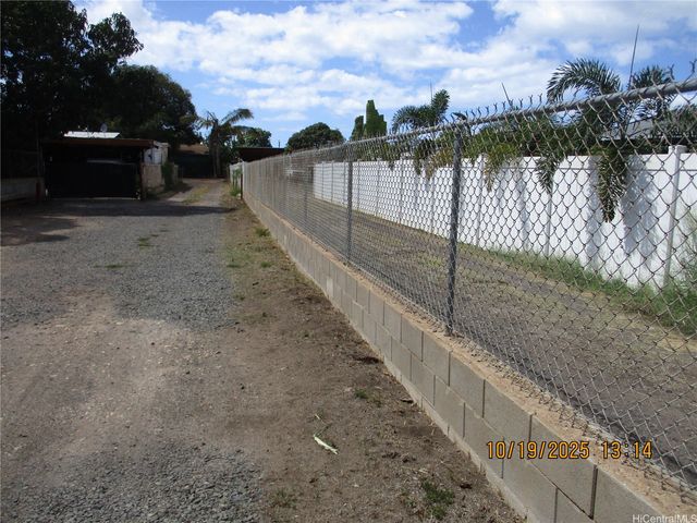 87-151 Kulaaupuni Street, Waianae, HI 96792