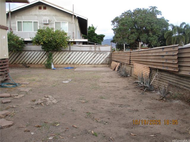 87-151 Kulaaupuni Street, Waianae, HI 96792