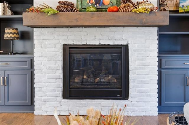 1210 Signal Lake Court, Baldwin City, KS 66006