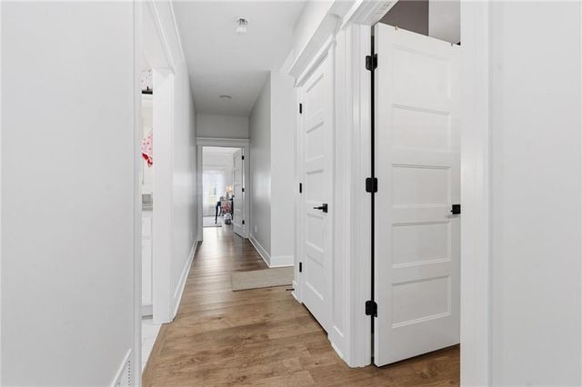 1210 Signal Lake Court, Baldwin City, KS 66006