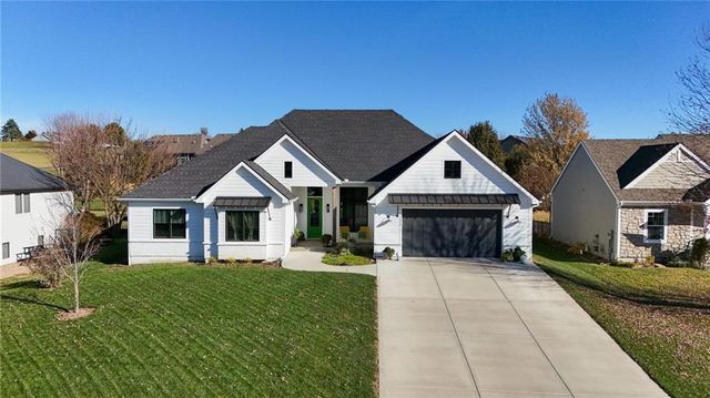 1210 Signal Lake Court, Baldwin City, KS 66006