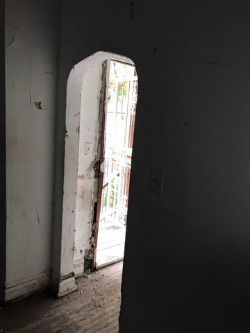 5129 S Emerald Avenue, Chicago, IL 60609