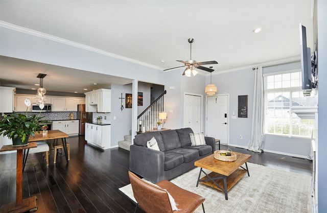 685 SE Woodcreek Drive, Waukee, IA 50263