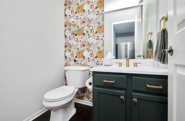 685 SE Woodcreek Drive, Waukee, IA 50263