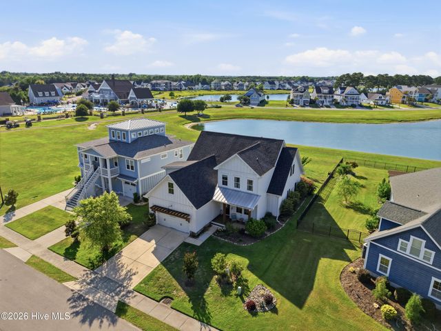 331 Spicer Lake Drive, Holly Ridge, NC 28445