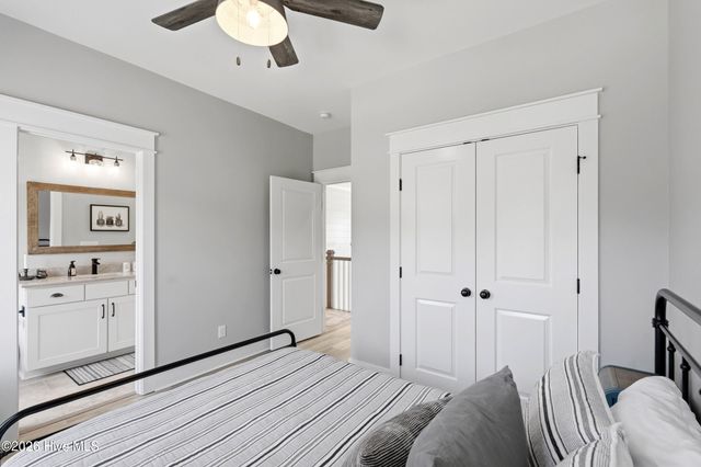 331 Spicer Lake Drive, Holly Ridge, NC 28445
